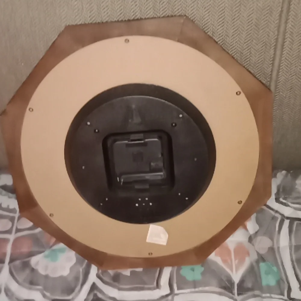 Clock - Picture 5 of 5